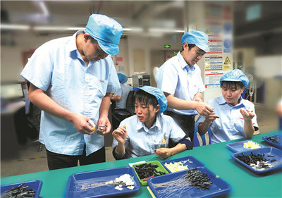 電子工匠助就業(yè) 職業(yè)技能培訓(xùn)的新篇章